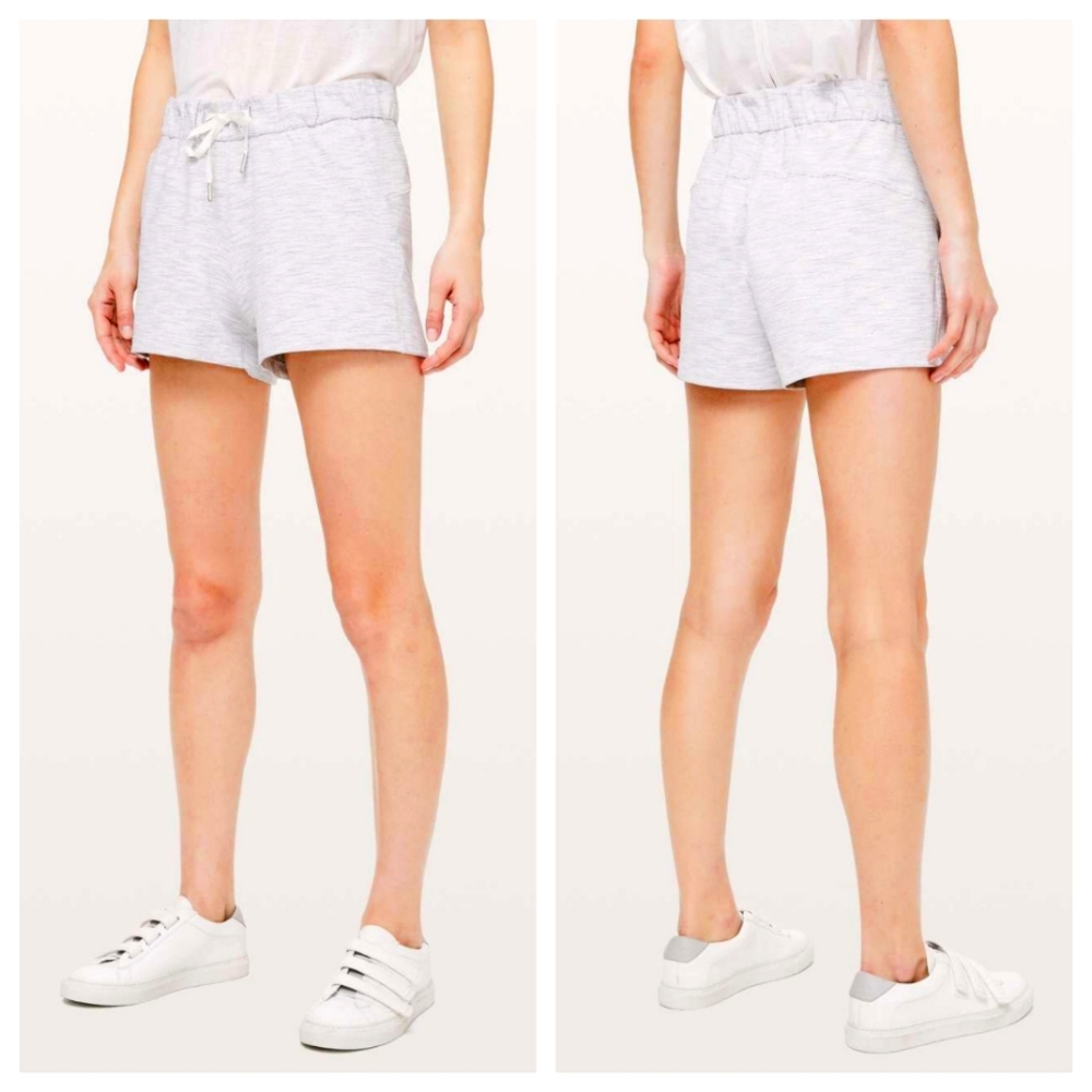 Lululemon On The Fly Short 2.5 Wee Are From Space Nimbus Size 12
